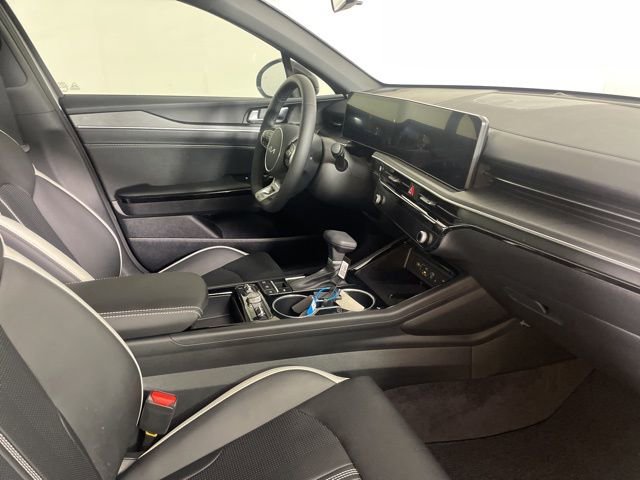 New 2026 Kia K5 GT-Line image 16
