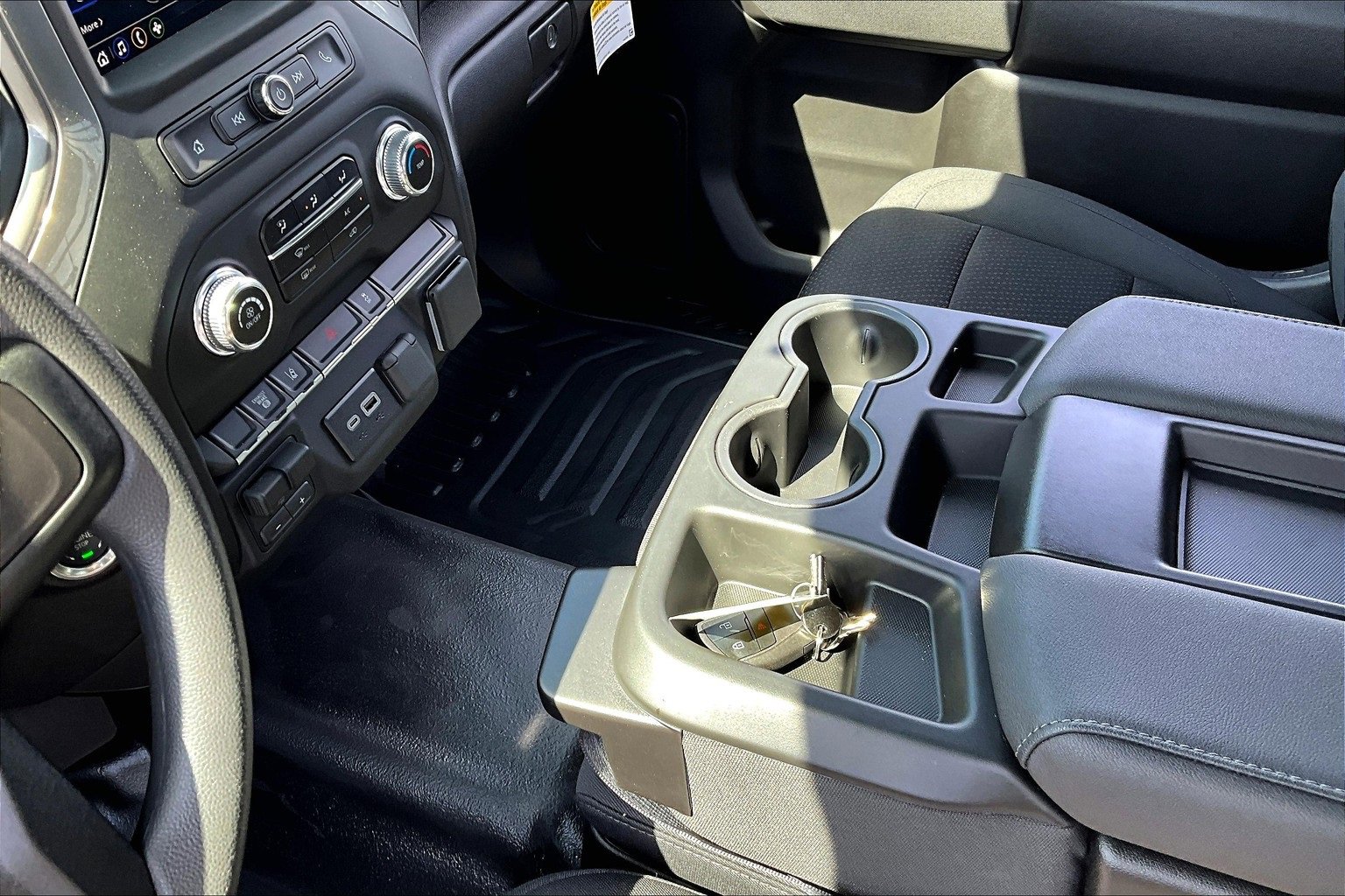 New 2024 GMC Sierra 3500 Pro w/ Convenience Package image 8