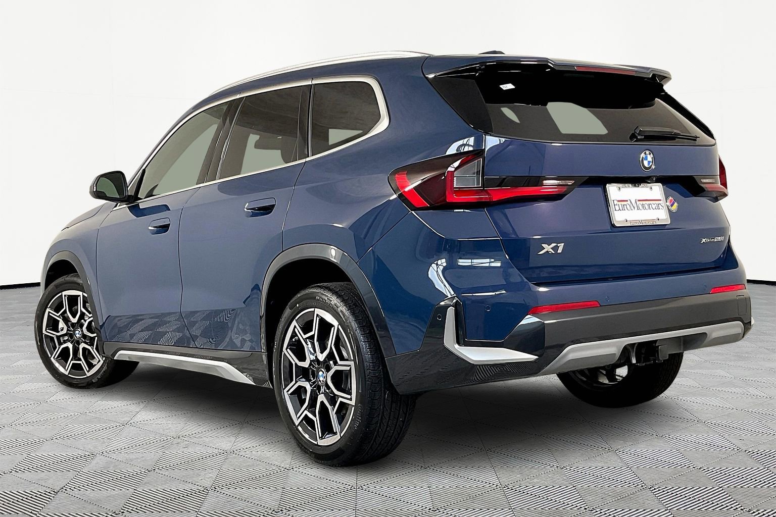 New 2026 BMW X1 xDrive28i image 4