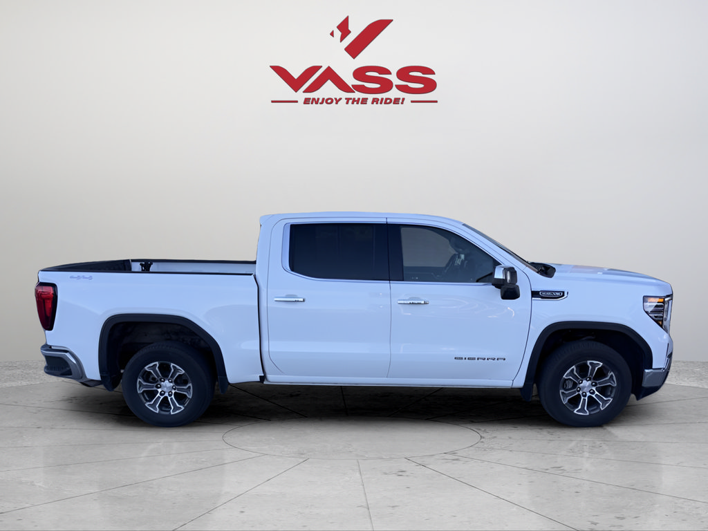 Used 2025 GMC Sierra 1500 SLT AWD/4WD image 6