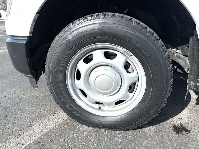 Used 2021 Ford F150 XL image 3