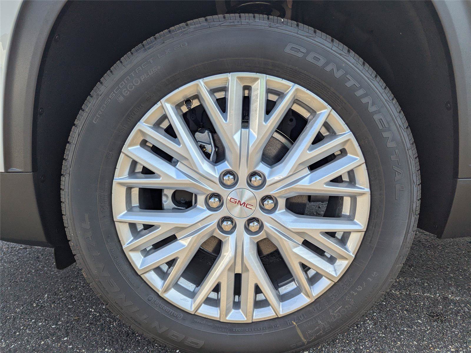 New 2026 GMC Acadia Elevation w/ Elevation Premium Package FWD image 9