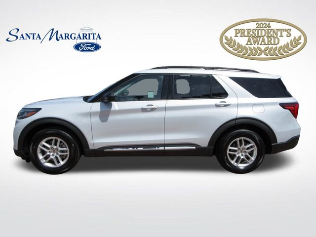 Certified 2025 Ford Explorer Active w/ Active Comfort Package RWD image 1