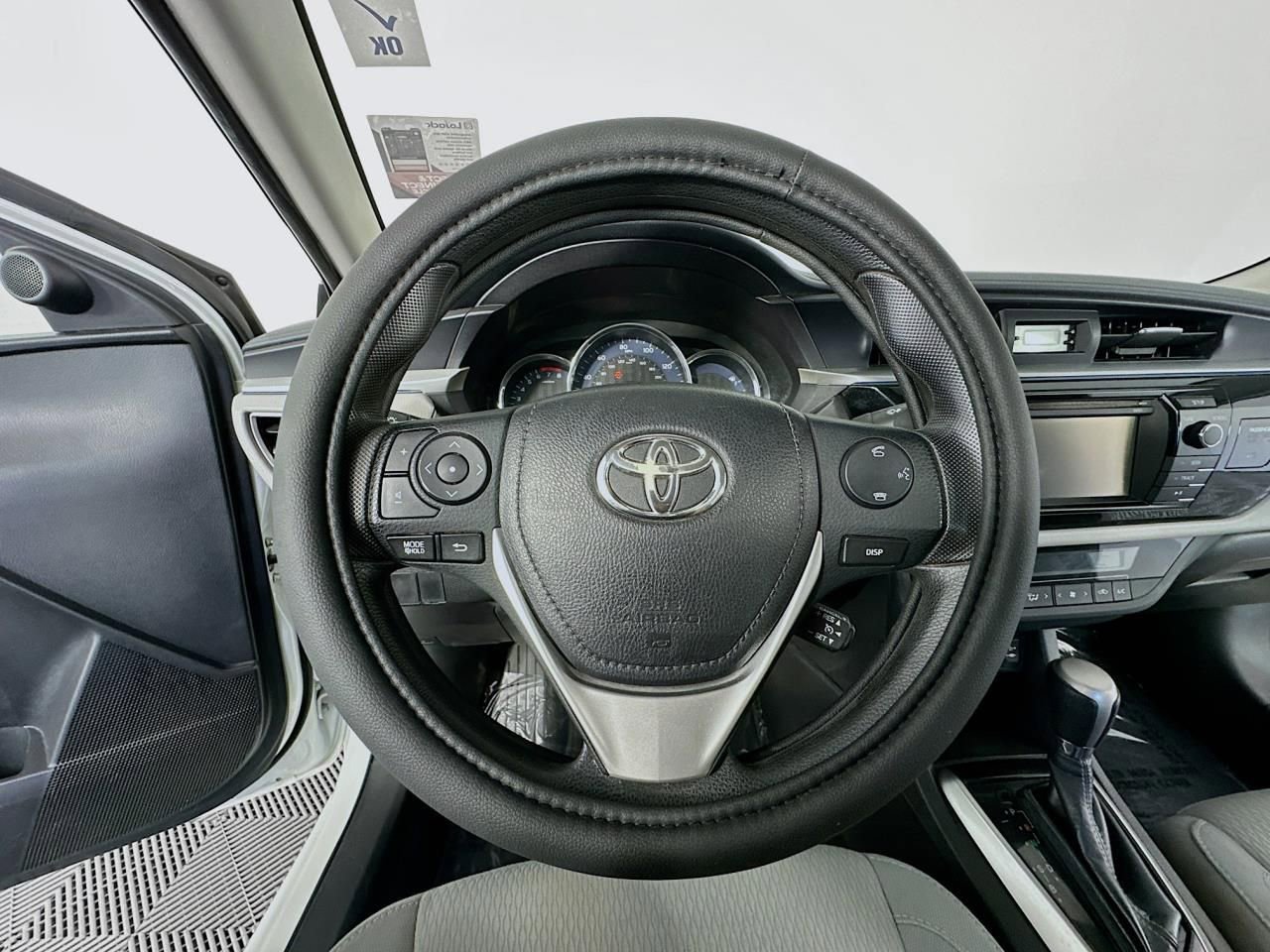 Used 2016 Toyota Corolla LE image 34