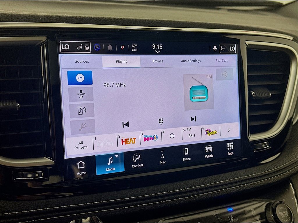 New 2026 Chrysler Pacifica Limited image 13