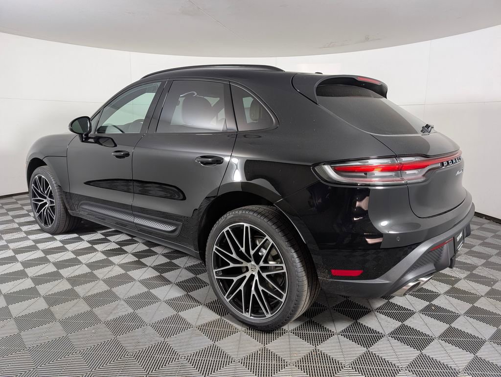 New 2026 Porsche Macan S image 3