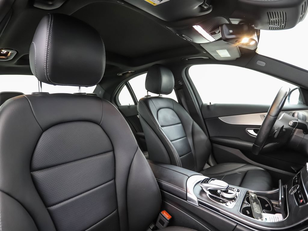 Used 2019 Mercedes-Benz C 300 4MATIC Sedan image 32