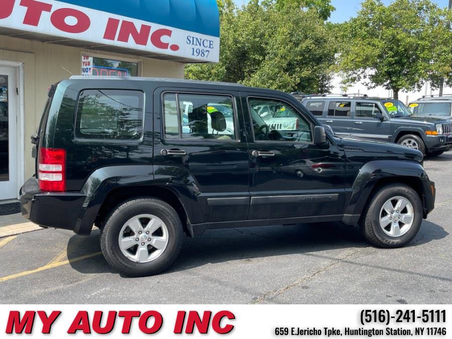 Used 2012 Jeep Liberty Sport image 3