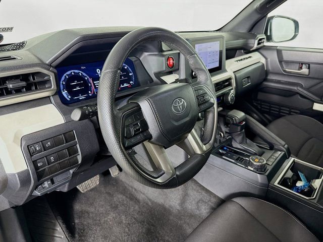 Used 2024 Toyota Tacoma TRD Off-Road image 10
