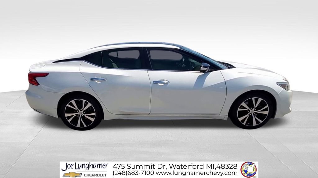 Used 2017 Nissan Maxima Platinum FWD image 10