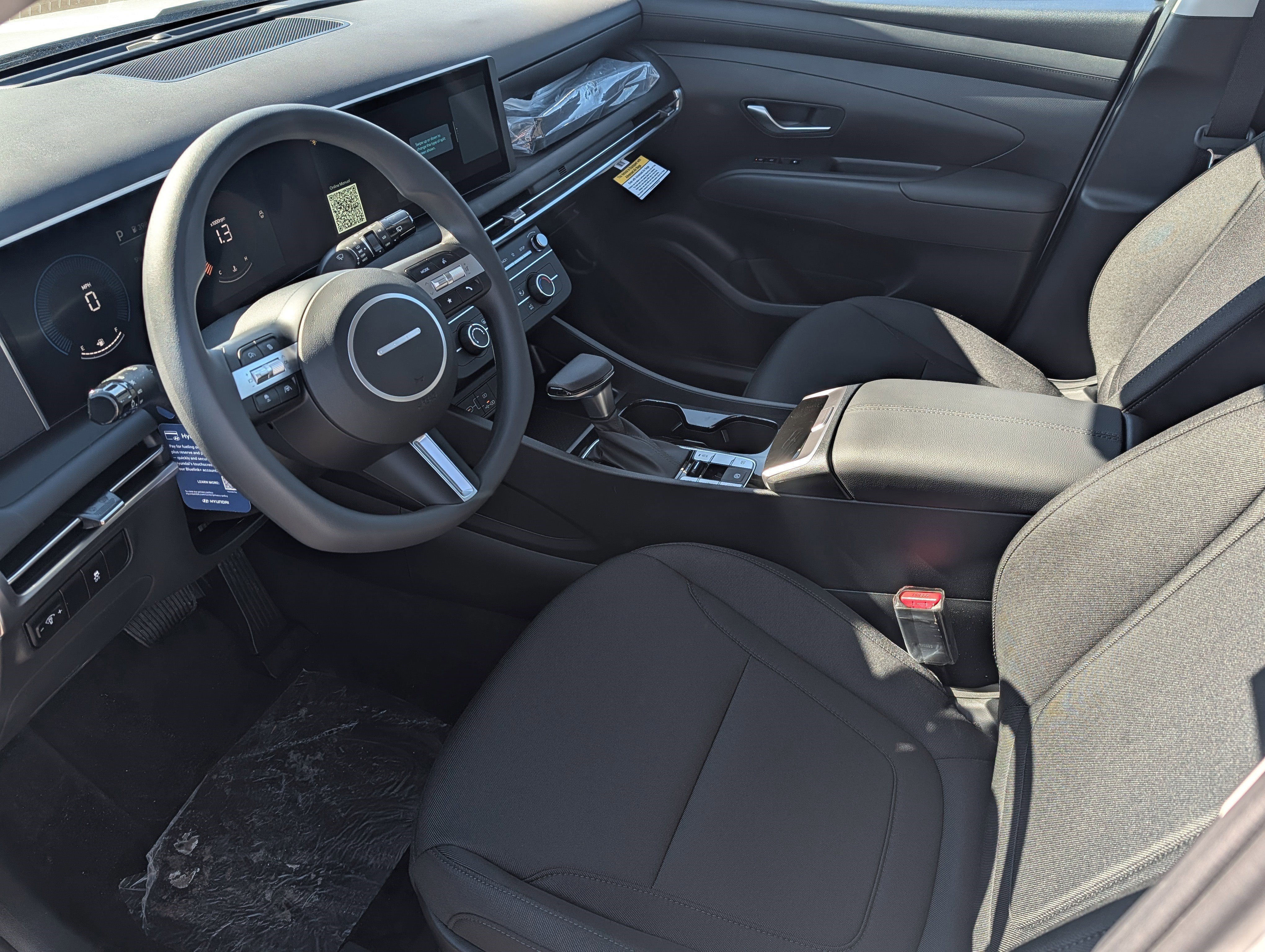 New 2026 Hyundai Tucson SE image 7