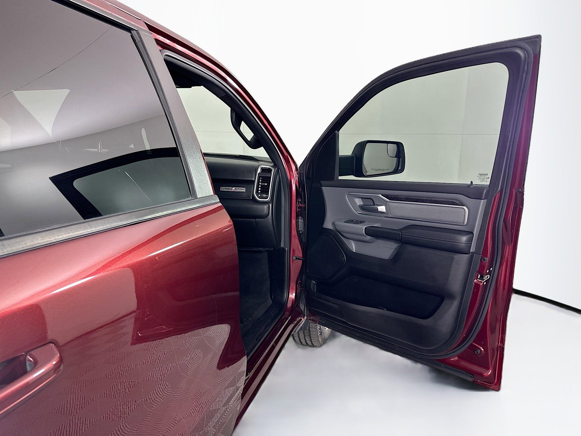 Used 2021 RAM 1500 Lone Star image 30