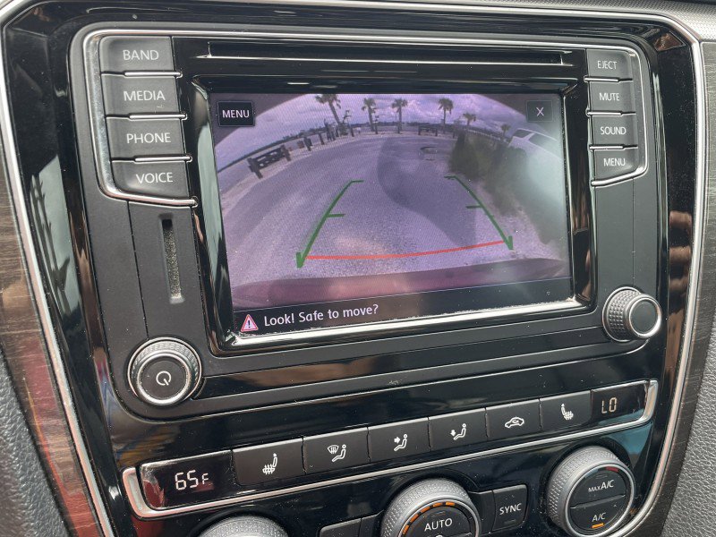 Used 2017 Volkswagen Passat 1.8T SE FWD image 20