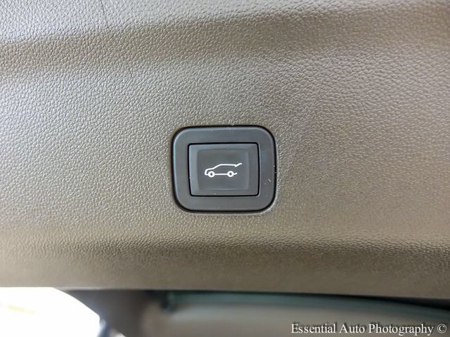 Certified 2025 Cadillac Escalade Premium Luxury w/ LPO, Floor Liner Package AWD/4WD image 26