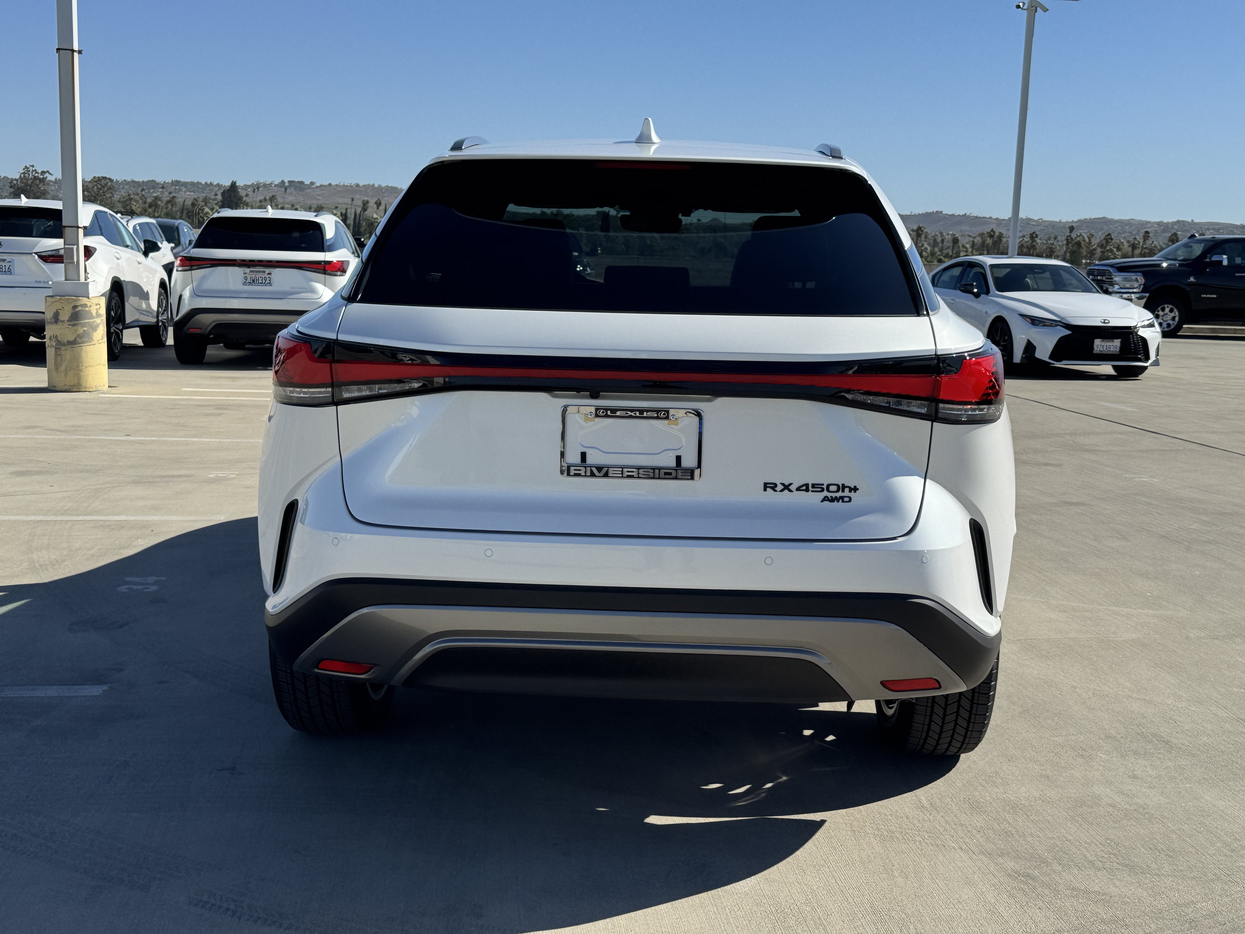 New 2026 Lexus RX 450h AWD w/ Convenience Package image 9