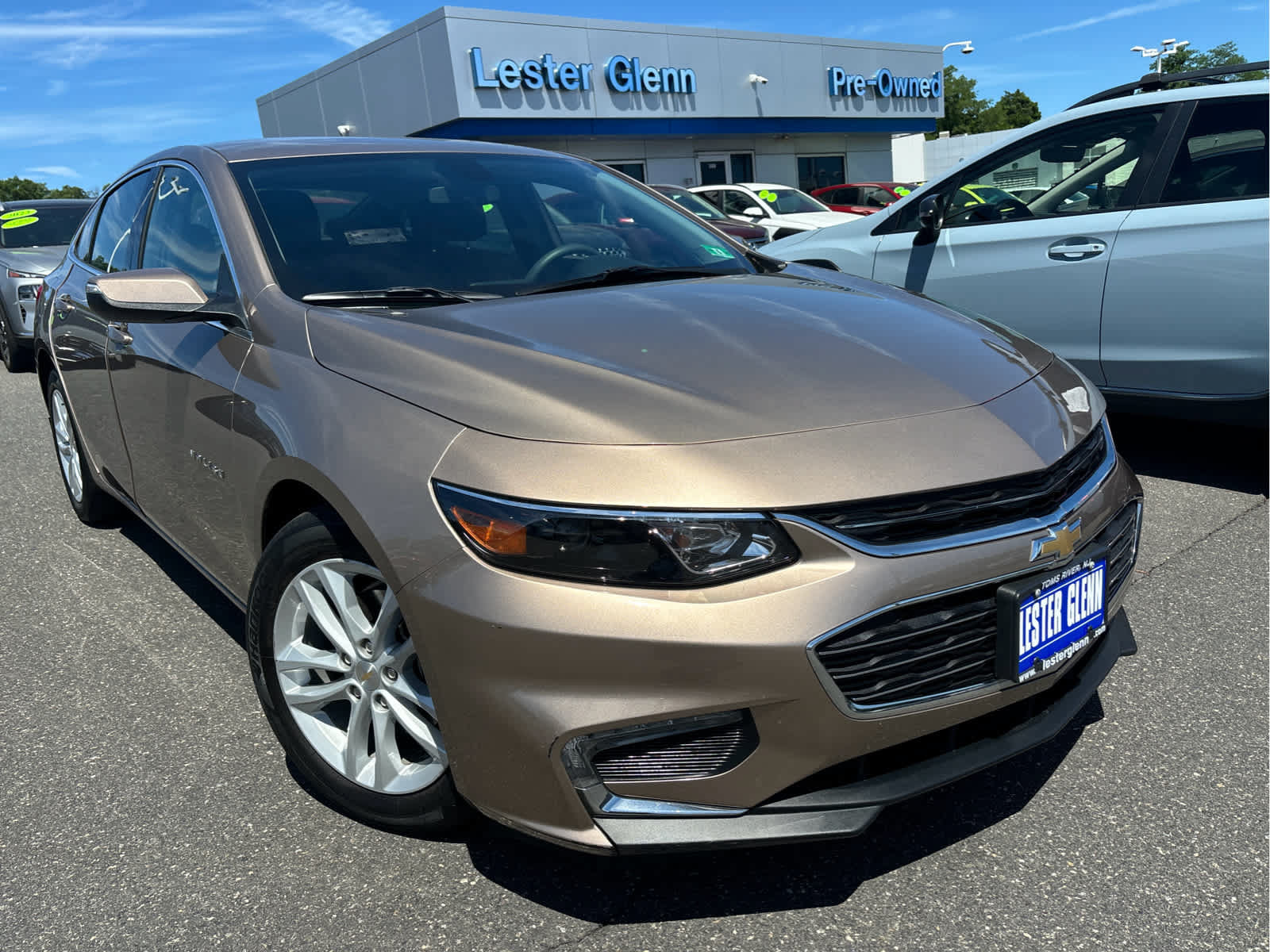 Certified 2018 Chevrolet Malibu LT FWD image 3