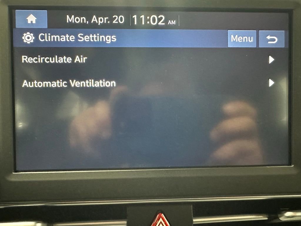 Used 2025 Hyundai Elantra SE FWD image 31