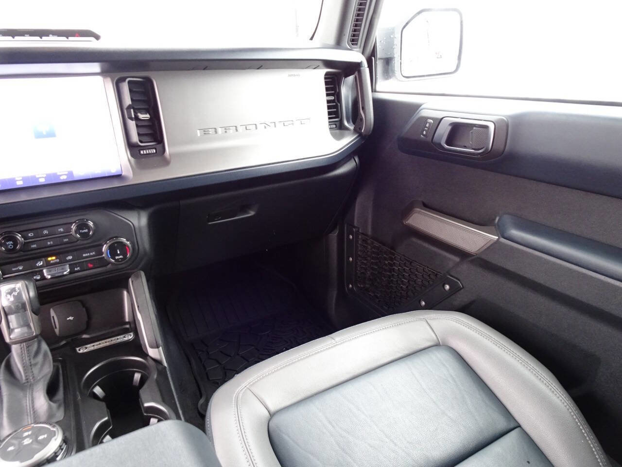 Used 2022 Ford Bronco Outer Banks image 20