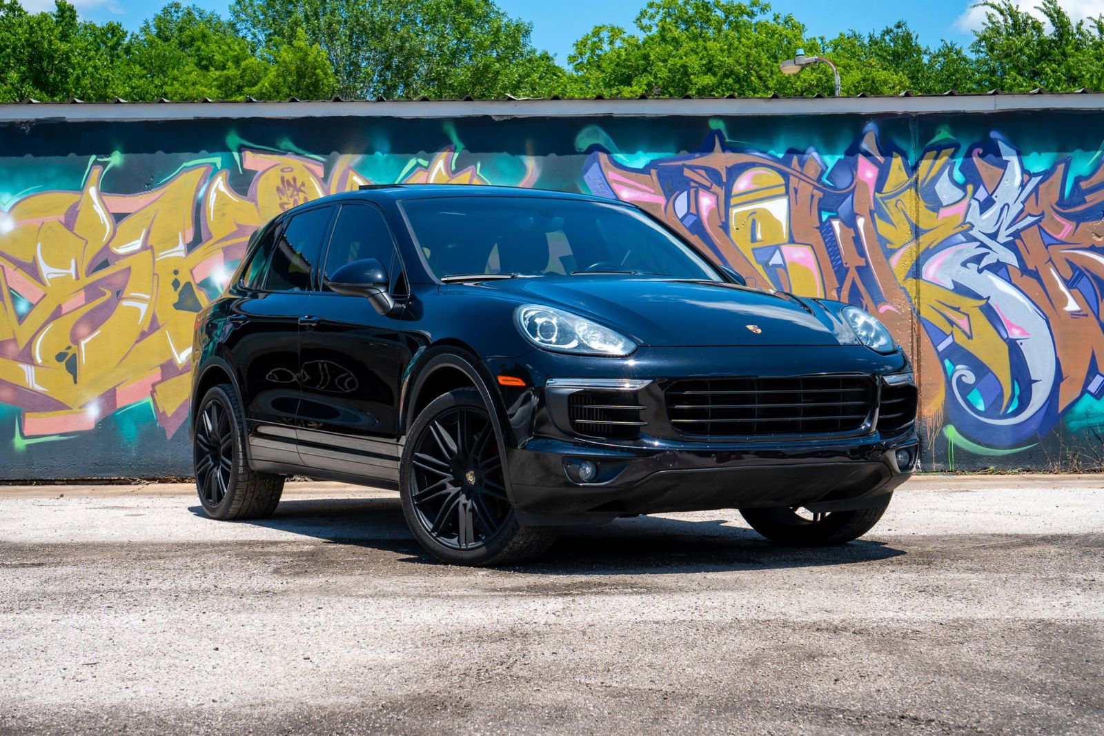 Used 2015 Porsche Cayenne S AWD/4WD image 2
