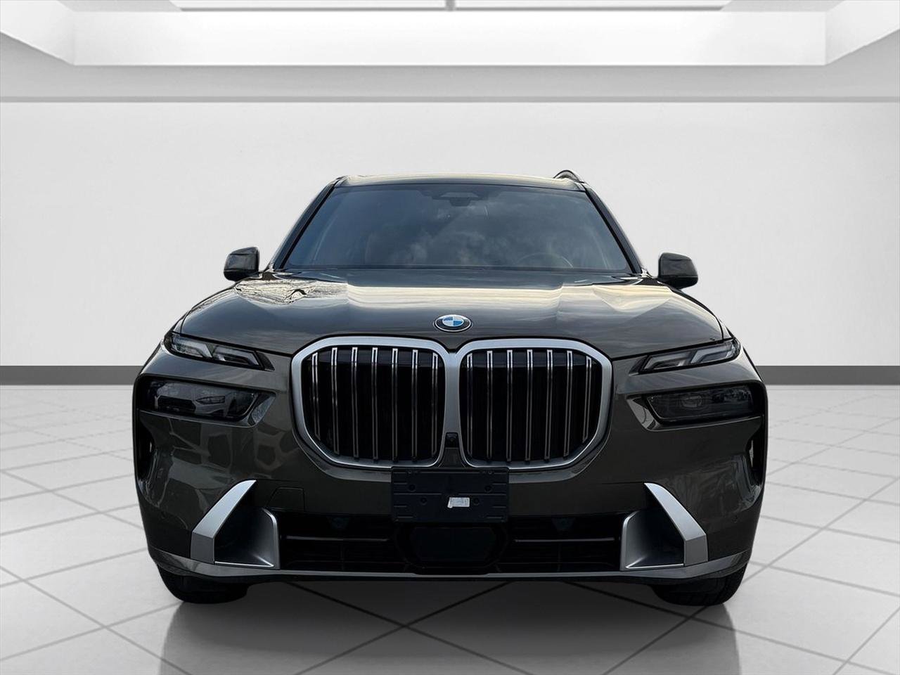 Used 2024 BMW X7 xDrive40i image 10