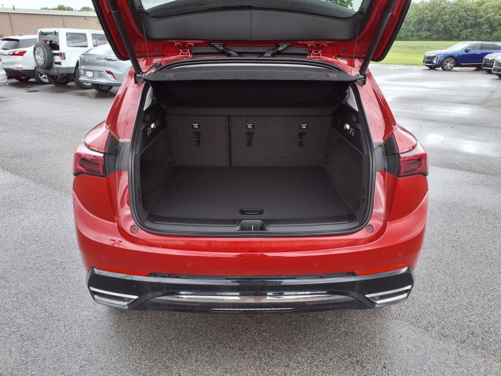 New 2025 Buick Envision Sport Touring image 8