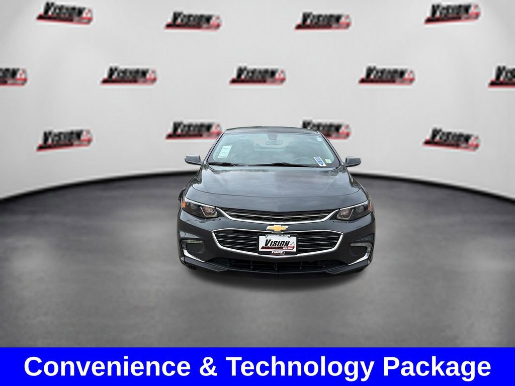 Used 2017 Chevrolet Malibu LT w/ Leather Package FWD image 3