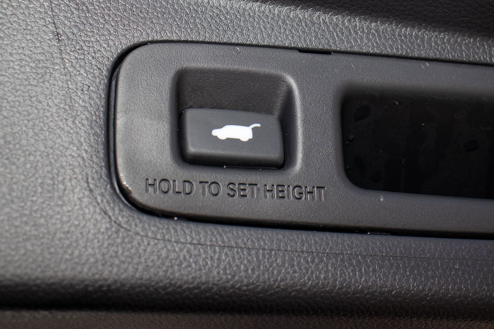 Used 2024 Honda CR-V EX-L image 10