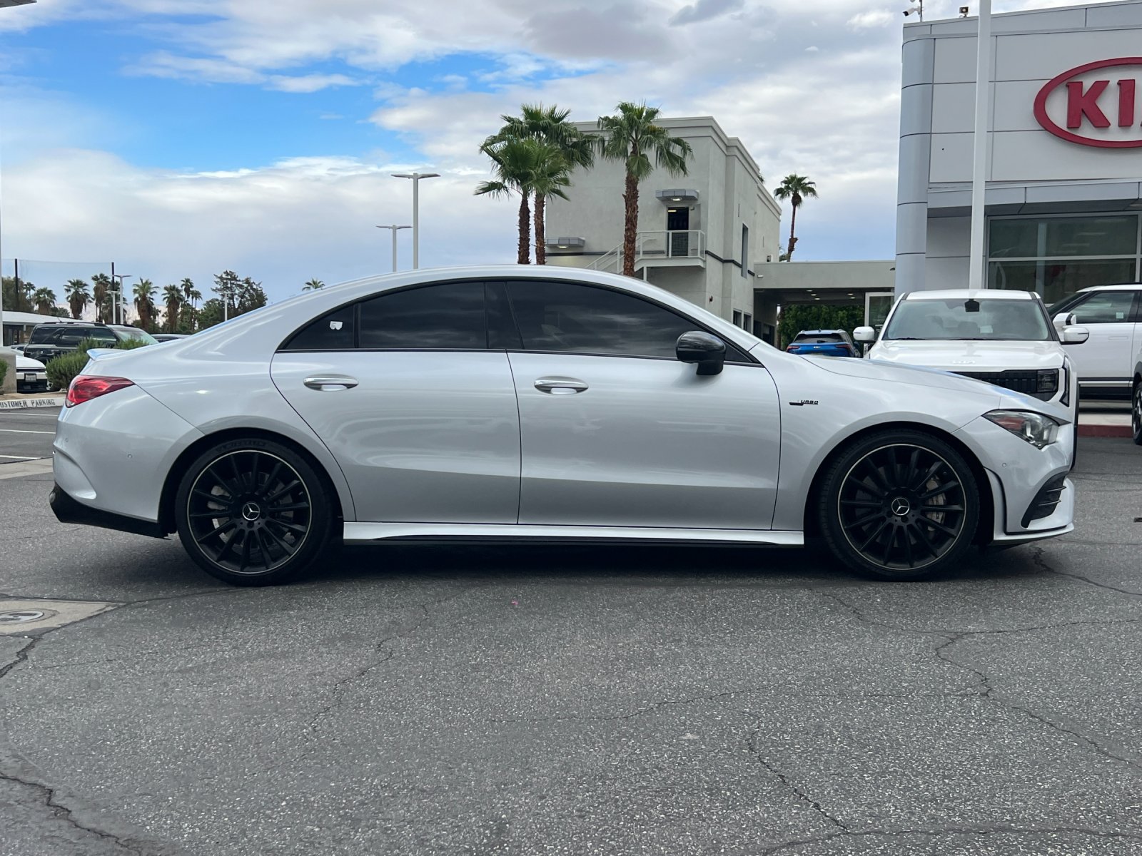 Used 2022 Mercedes-Benz CLA 35 AMG 4MATIC image 2