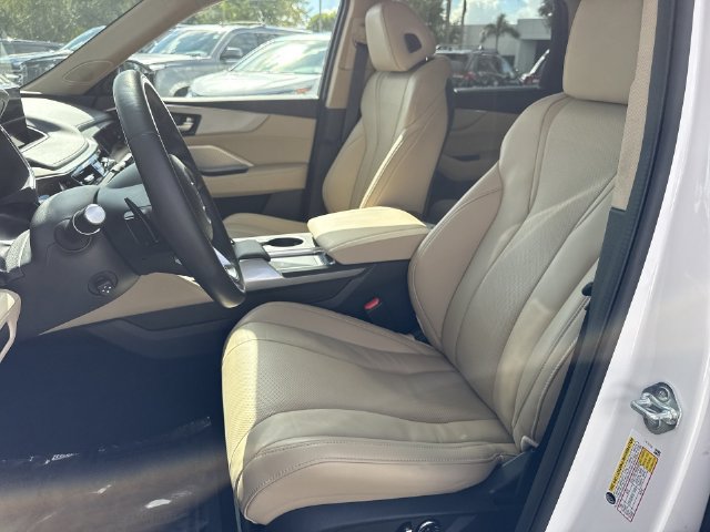 Used 2023 Acura MDX w/ Technology Package FWD image 11