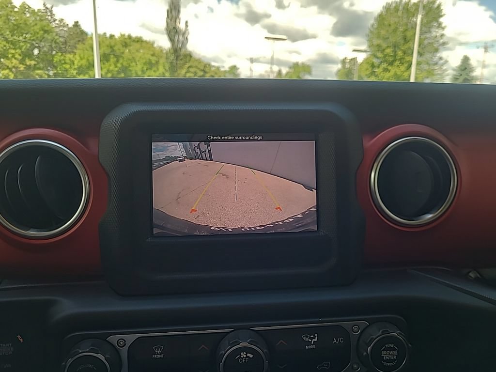 Used 2021 Jeep Wrangler Unlimited Rubicon AWD/4WD image 24