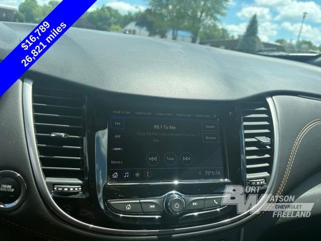 Used 2021 Chevrolet Trax LT w/ Premium Seat Package AWD/4WD image 18