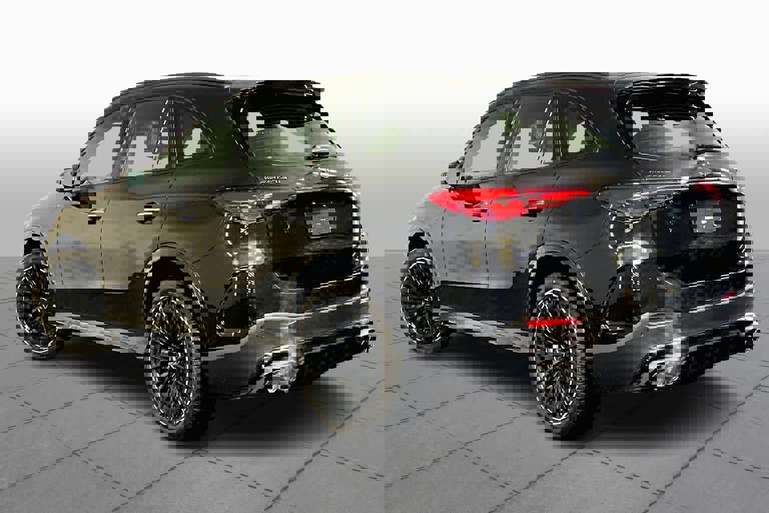 New 2026 Mercedes-Benz GLC 43 AMG 4MATIC image 3