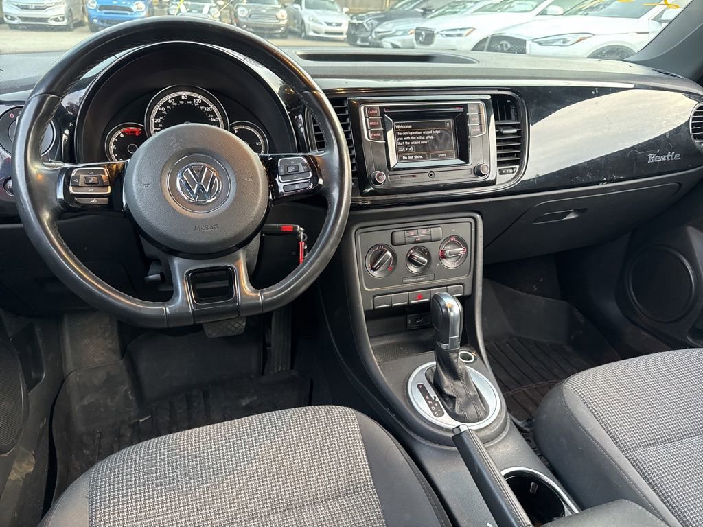 Used 2017 Volkswagen Beetle 1.8T S FWD image 8