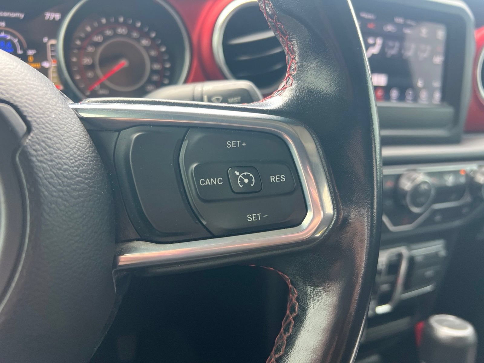Used 2020 Jeep Gladiator Rubicon AWD/4WD image 21