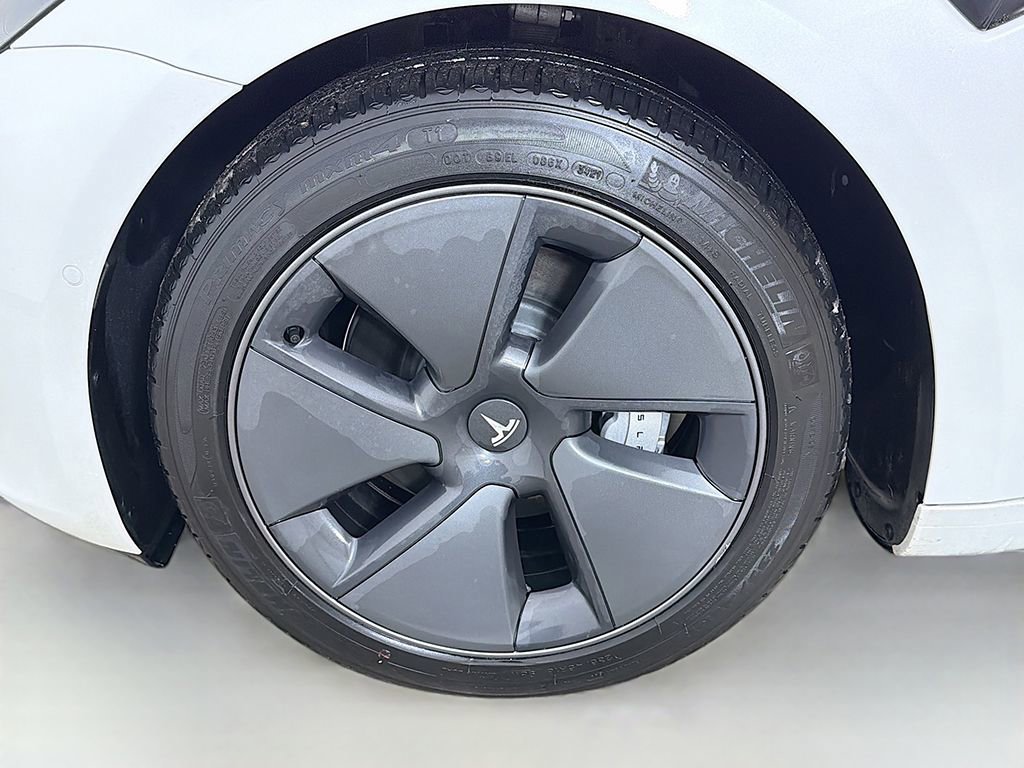 Used 2022 Tesla Model 3 Long Range image 16