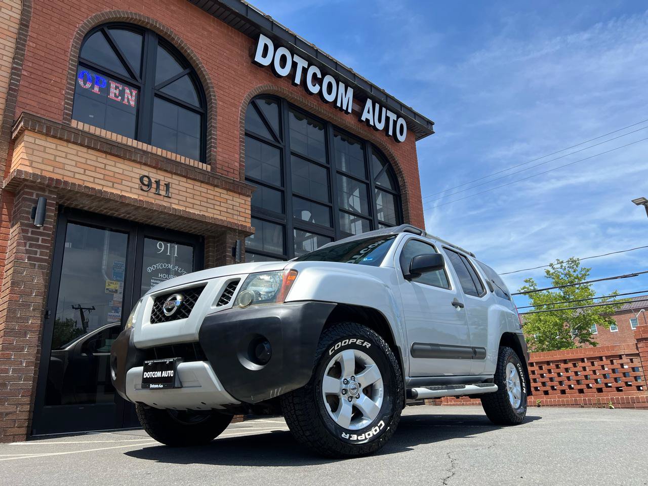 Used 2011 Nissan Xterra S AWD/4WD image 3