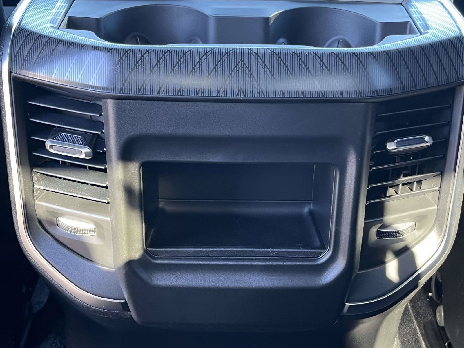 New 2026 RAM 1500 Big Horn AWD/4WD image 16