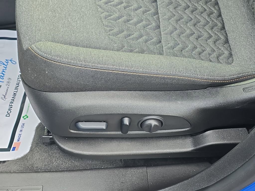 Used 2024 Chevrolet Equinox LT image 18