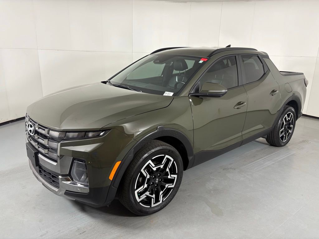 Used 2025 Hyundai Santa Cruz Limited image 4
