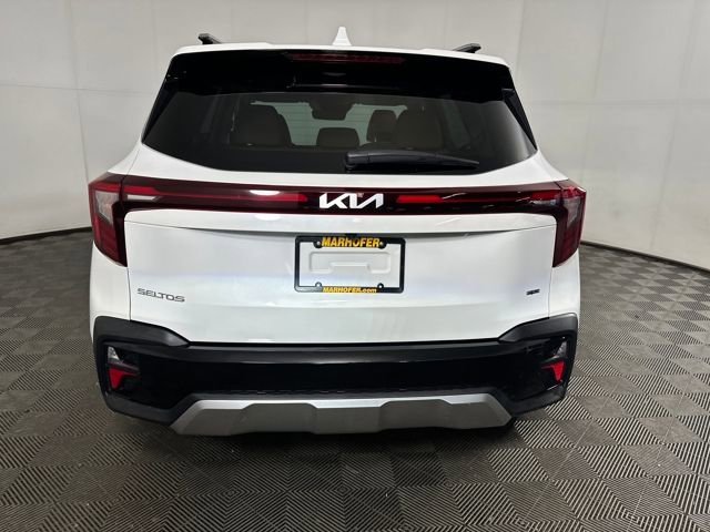 Used 2024 Kia Seltos SX w/ SX Sunroof Package image 4