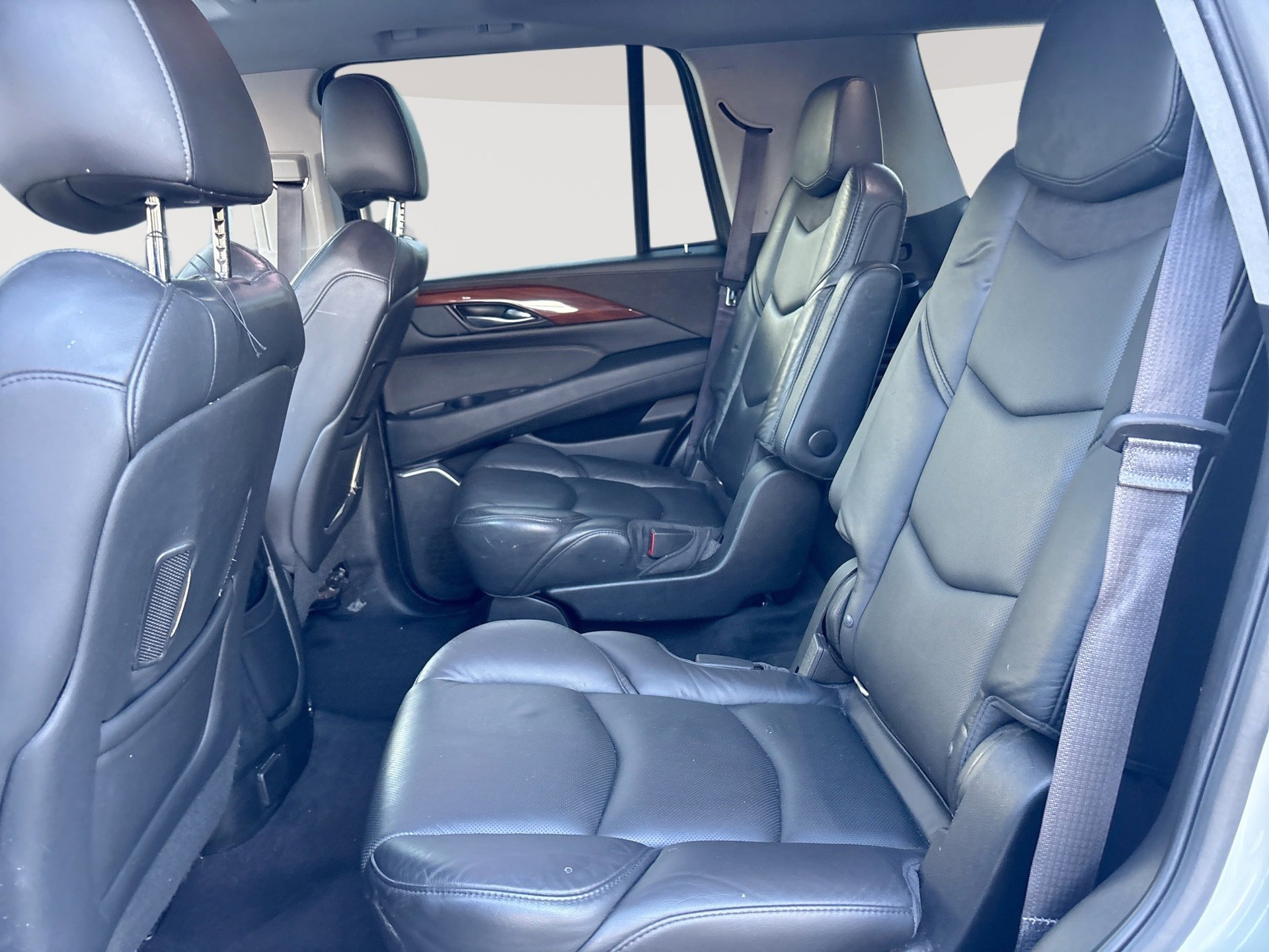 Used 2017 Cadillac Escalade Luxury AWD/4WD image 26