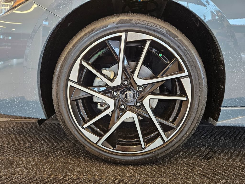 New 2025 Nissan Sentra SR w/ SR Premium Package image 12