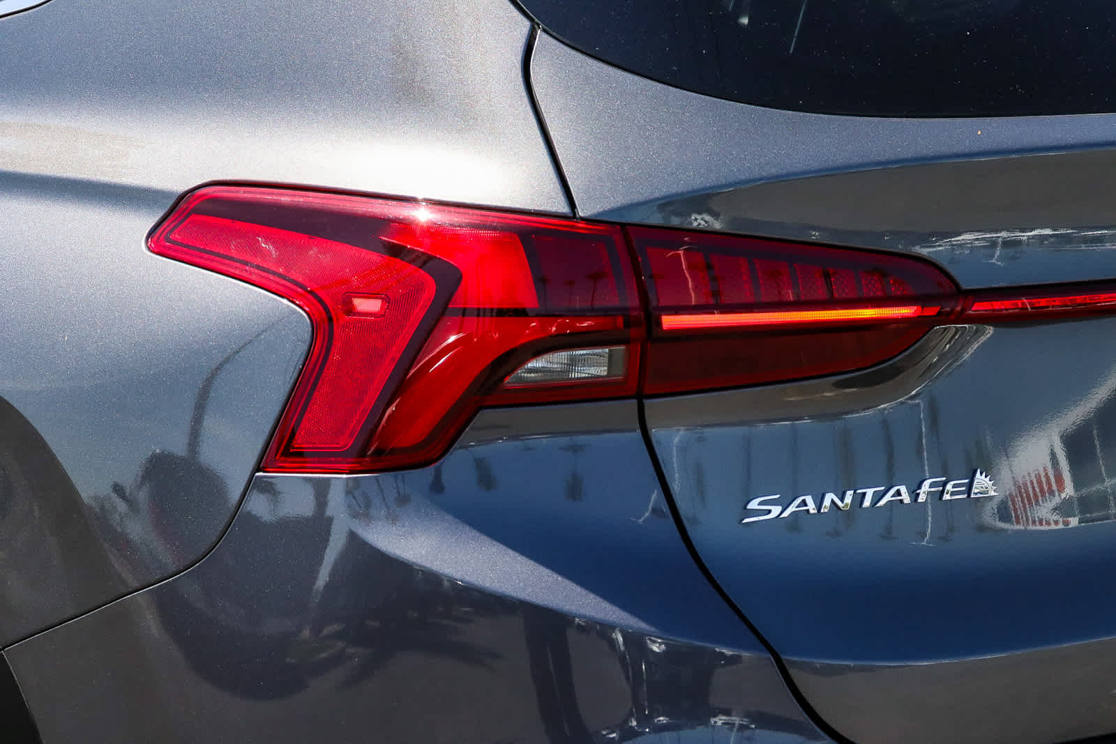 Used 2023 Hyundai Santa Fe Limited AWD/4WD image 11