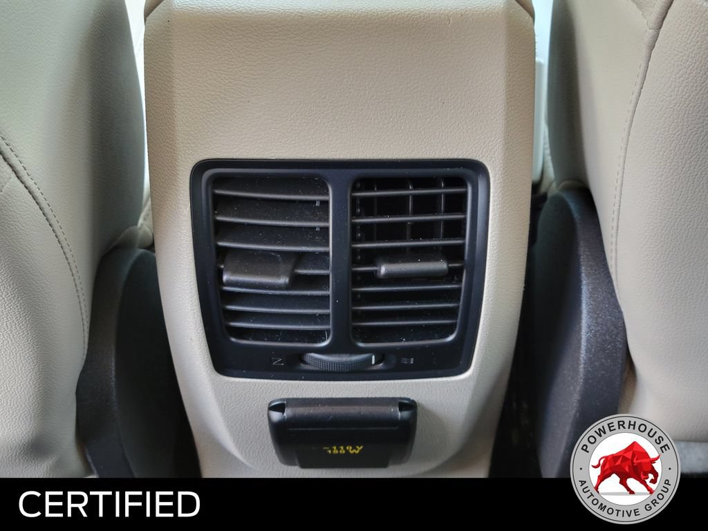 Used 2017 Ford Escape Titanium FWD image 18