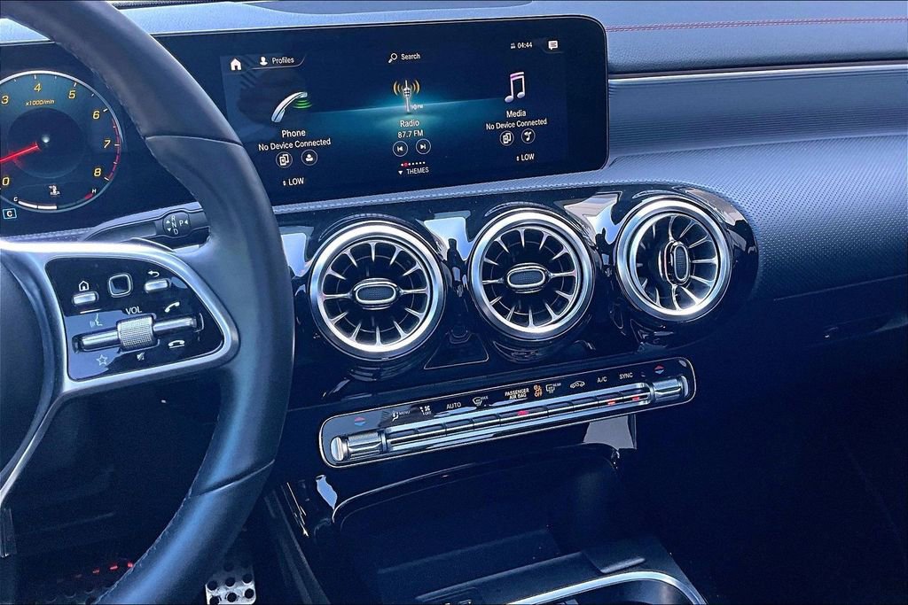 Certified 2022 Mercedes-Benz CLA 250 4MATIC image 6