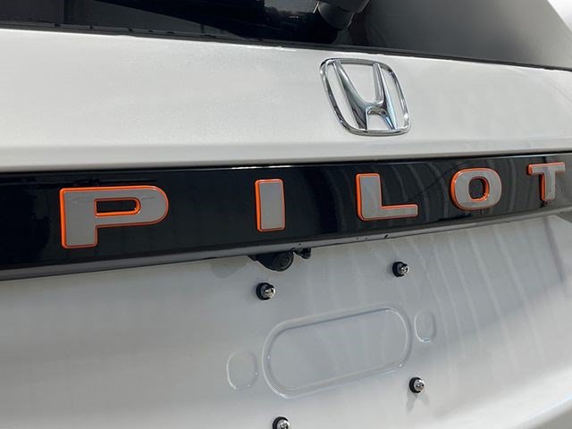 New 2026 Honda Pilot TrailSport image 11