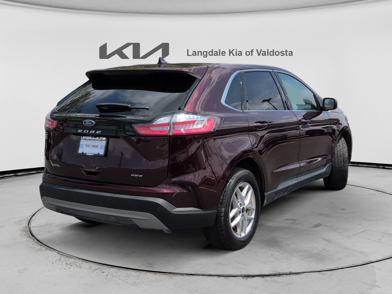 Used 2024 Ford Edge SEL AWD/4WD image 4