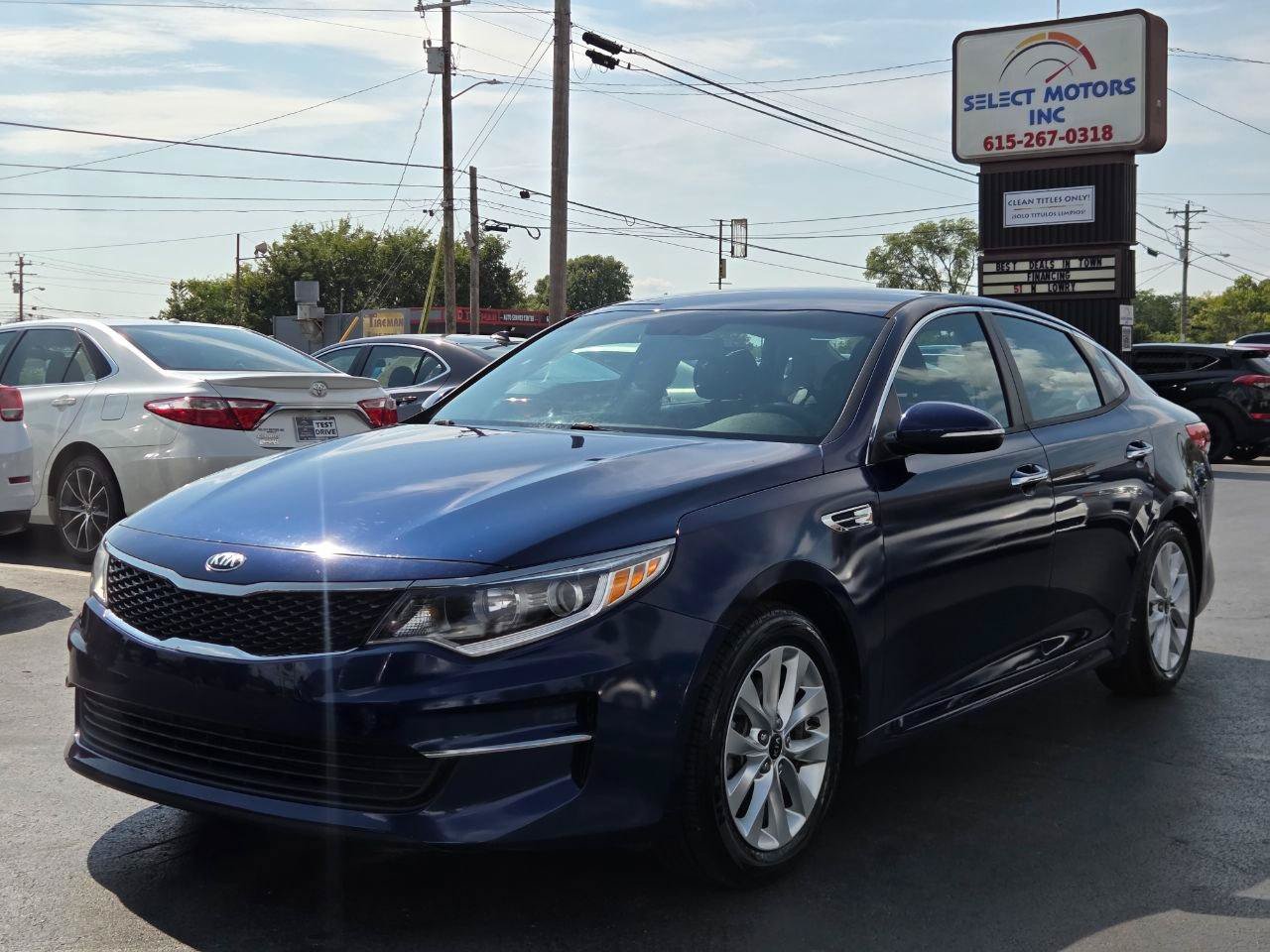 Used 2017 Kia Optima LX FWD image 2