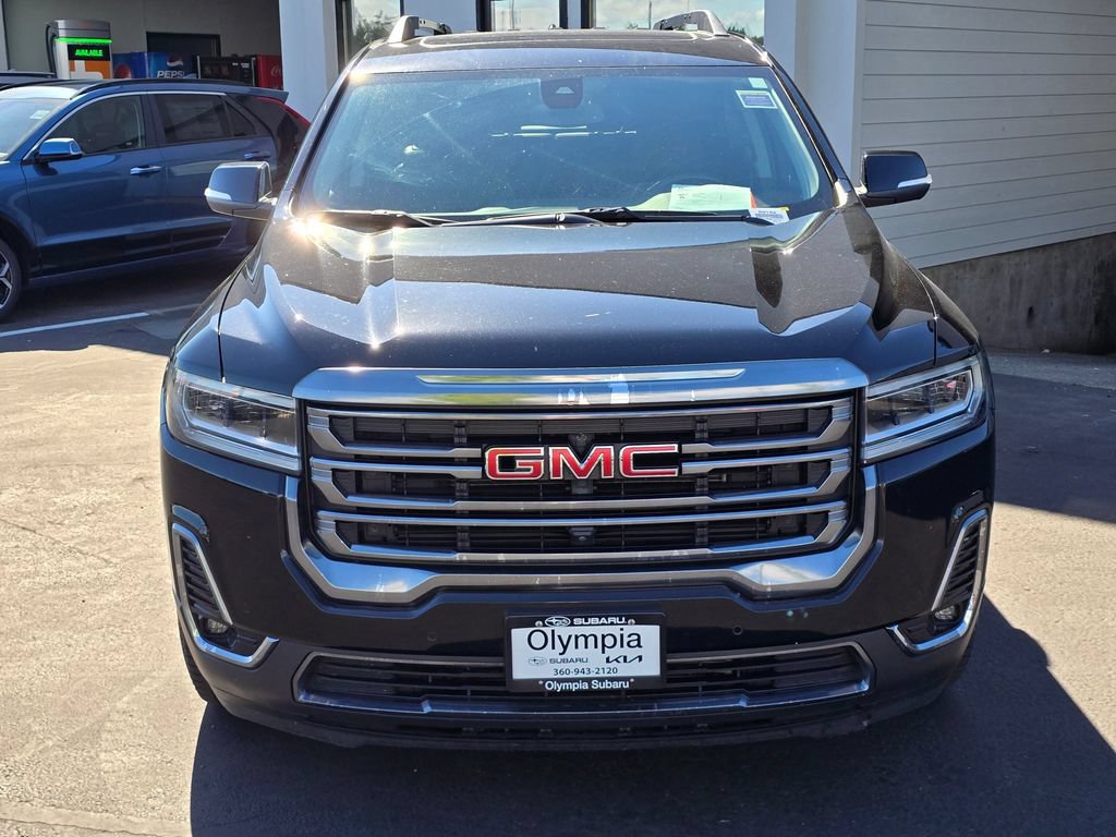 Used 2022 GMC Acadia AT4 w/ Technology Package AWD/4WD image 2