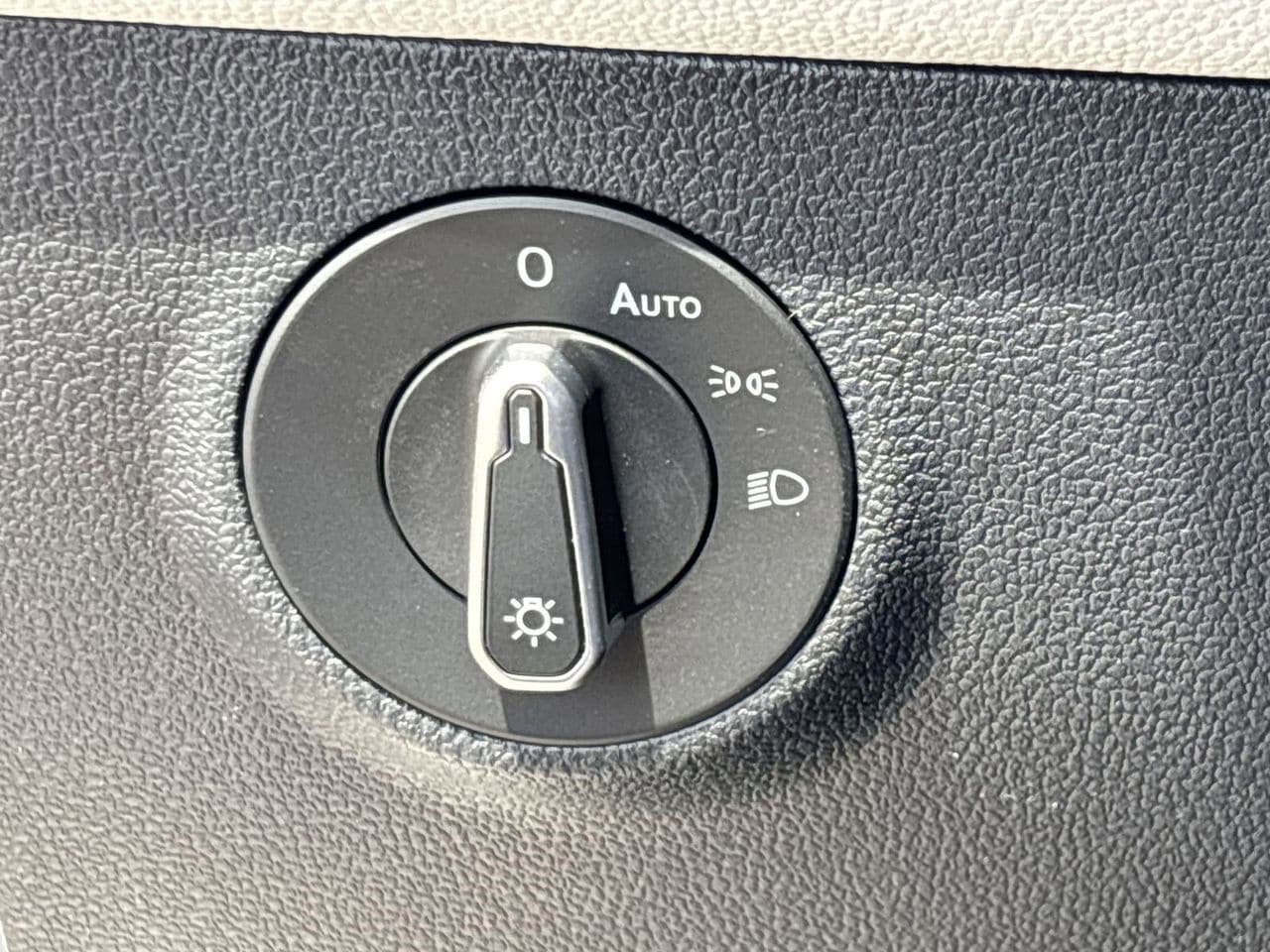 New 2026 Volkswagen Taos S image 27